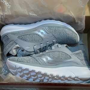 Saucony Kineta Relay